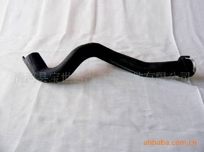 高壓橡膠管、低壓橡膠管-生產(chǎn)銷售汽車橡膠水管。硅膠管、油管、防塵套、支架、大眾配.
